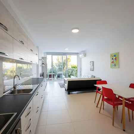Stone (adults Only) Hotel Qeparo
